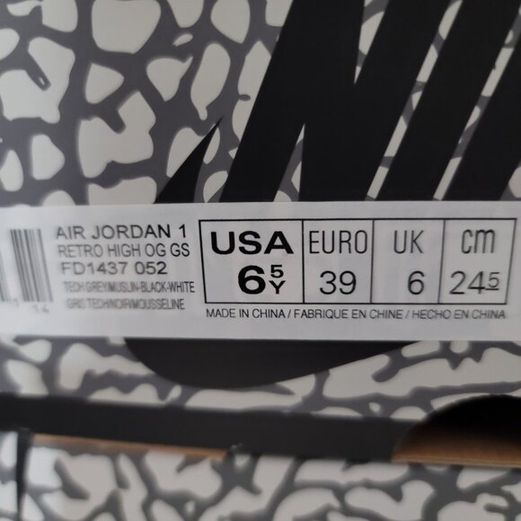 NEW Nike Air Jordan 1 Retro High OG White Cement FD1437-052 GS Size 6.5Y Sneaker - Picture 10 of 10